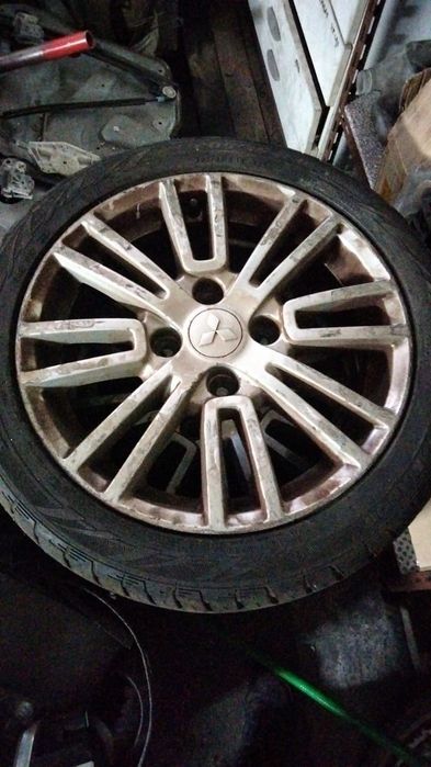 Motor completo de Mitsubishi Colt DID/ 4 jantes especiais com pneus