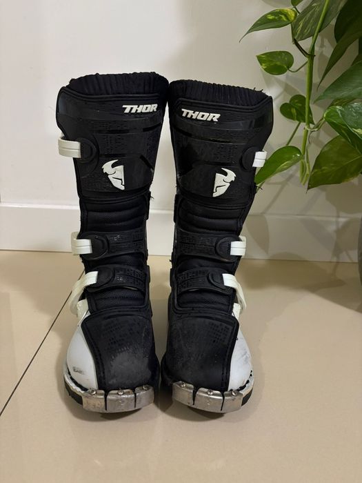 Buty cross Thor r.36