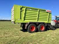 Przyczepa samozbierająca Claas Cargos 8400