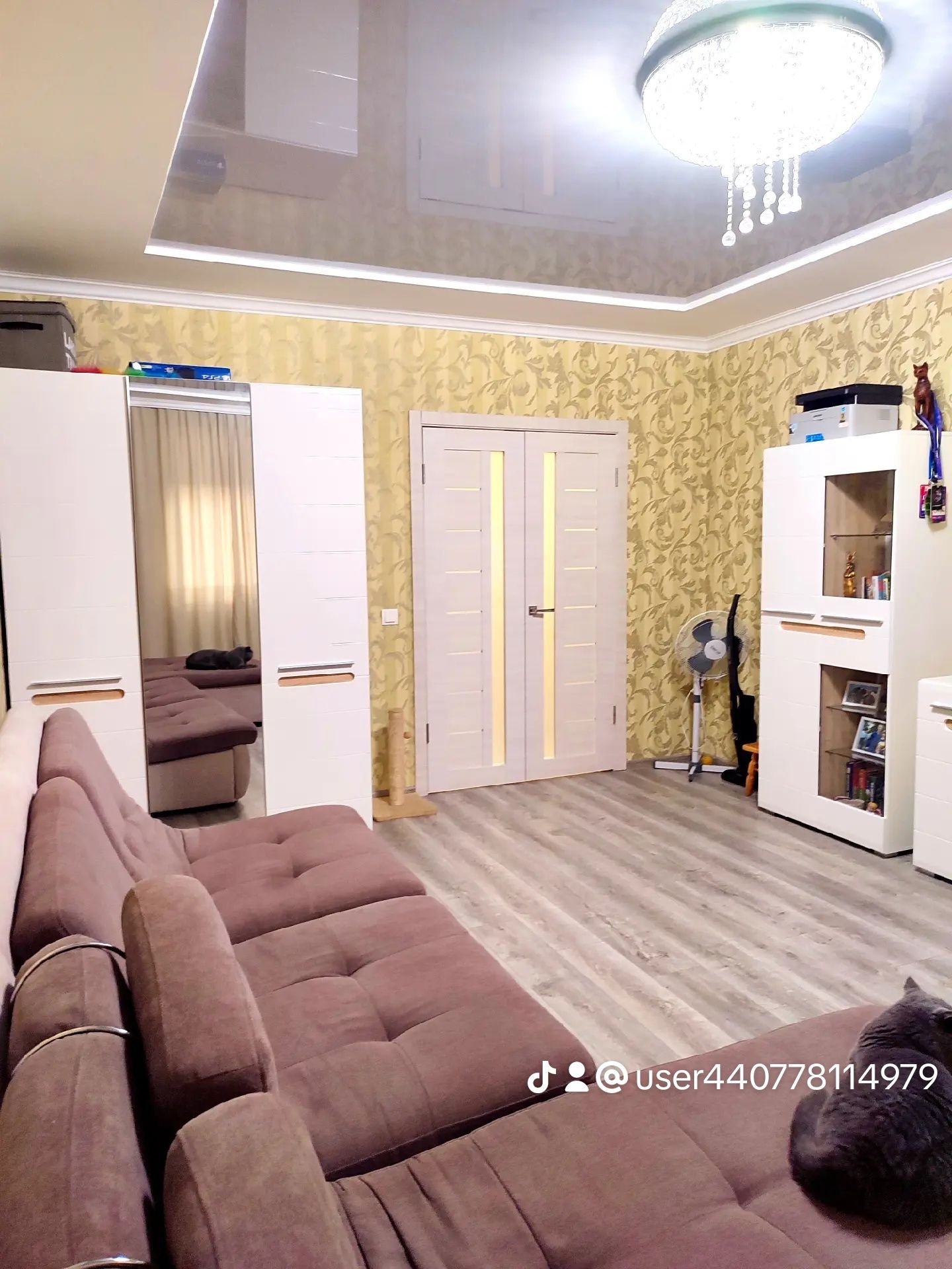 Новобудова в центрі міста з газовим автономним опаленням - 53,6 м.кв.