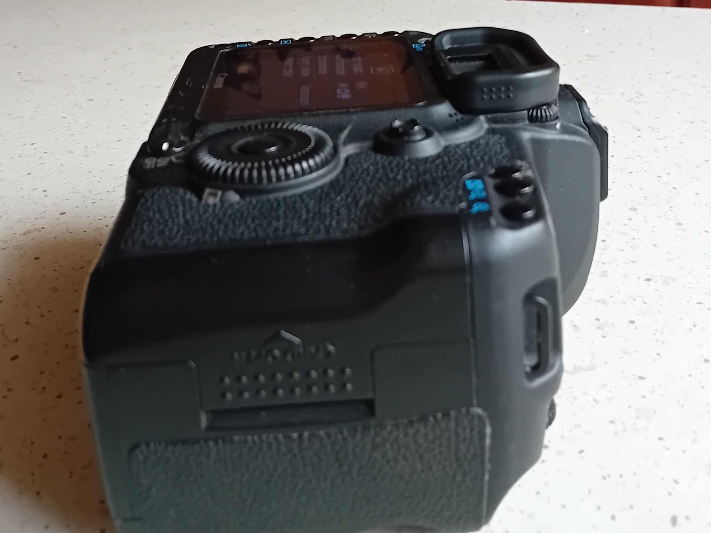 Canon 5D II - 12330 zdjęć