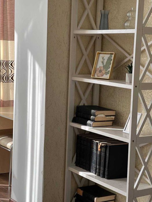 2-3 кімнатні люкс  в центрі.