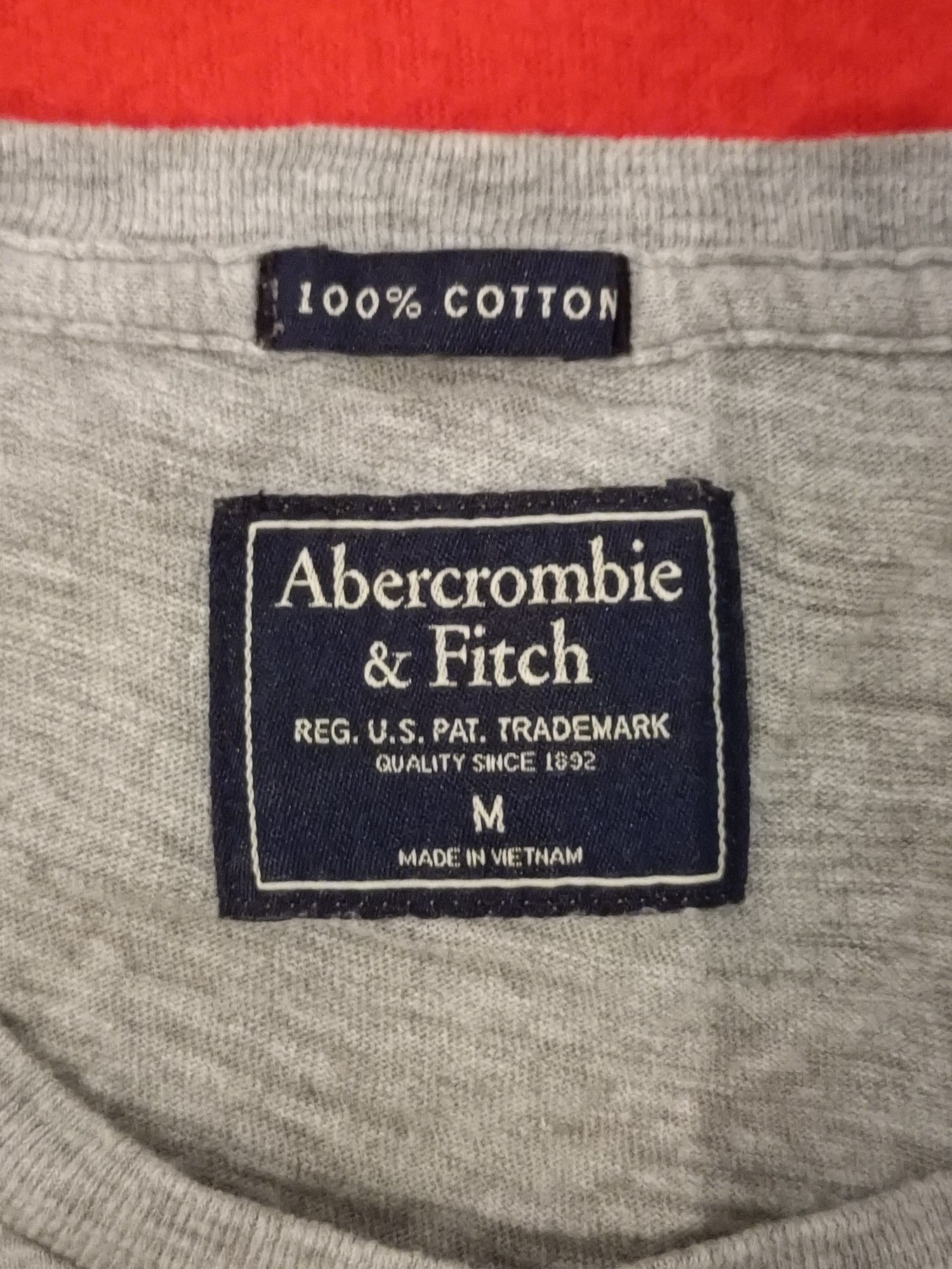 Продам оригинальную мужскую футболку Abercrombie and Fitch размер М