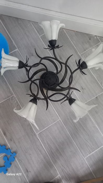 Кована    люстра