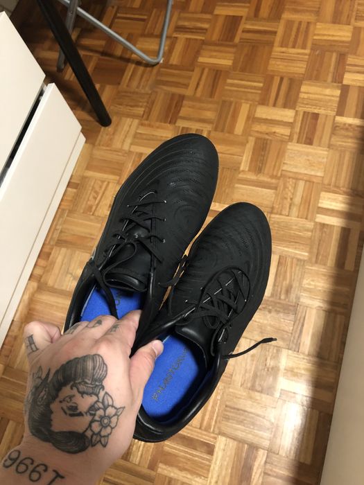 Chuteira society Nike