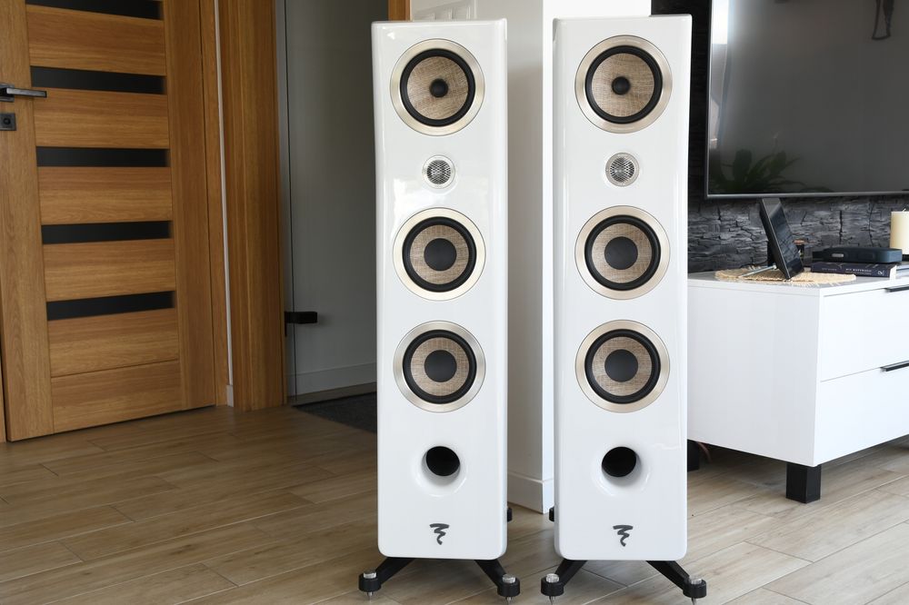 kolumny Głośnikowe podłogowe stereo Focal Kanta 2 w świetnym stanie!