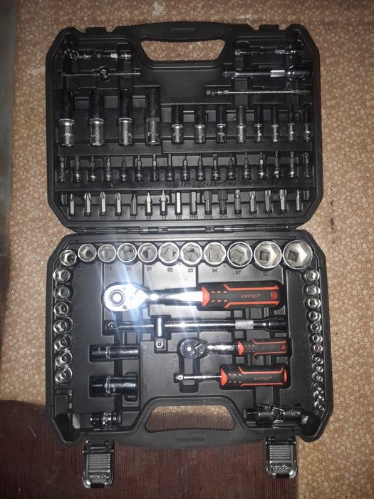 Продам ключі головки нові