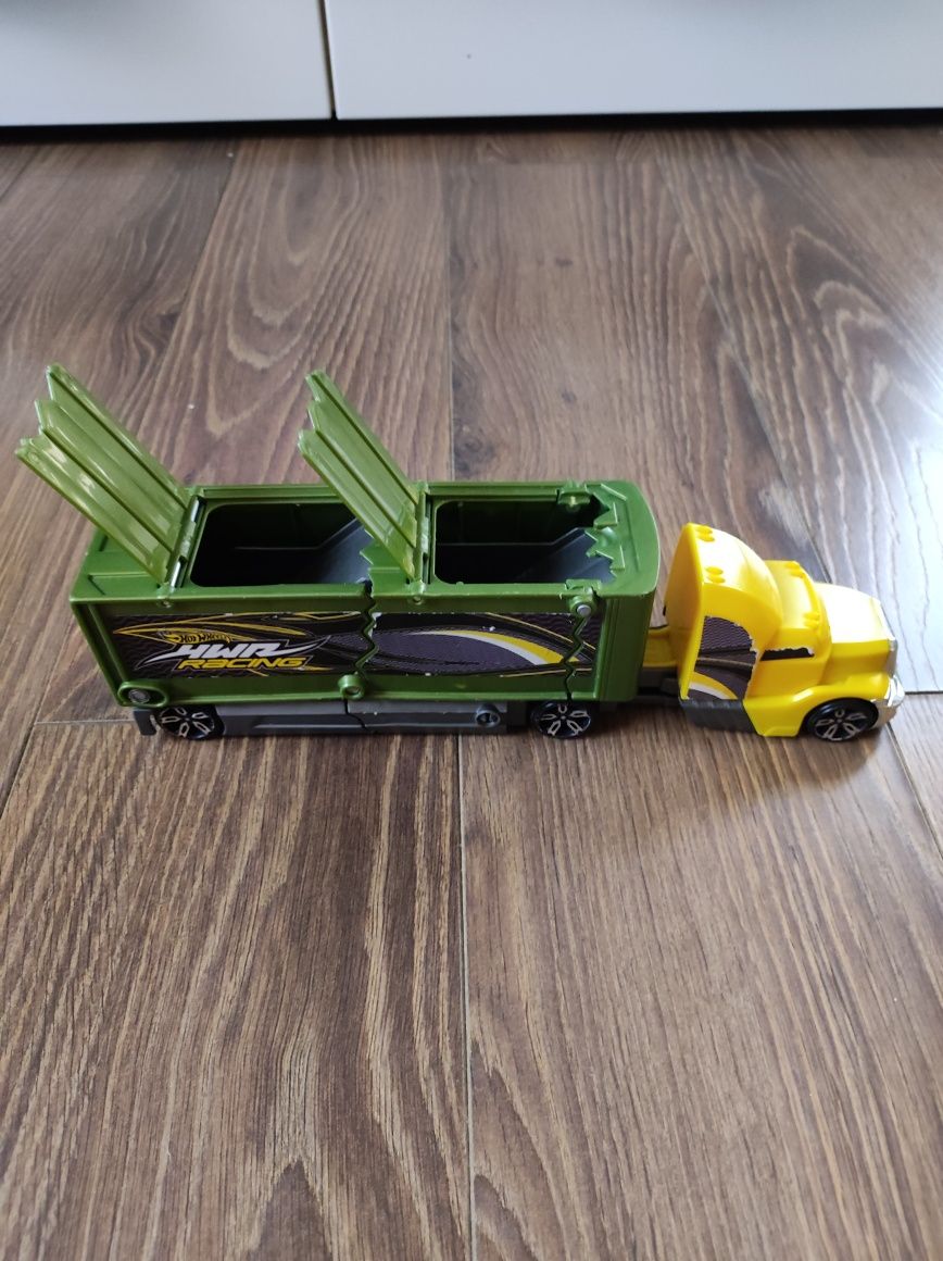 Ciężarówka Hot Wheels