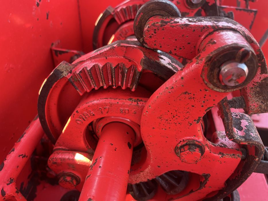 Прес подборщик Welger D2500