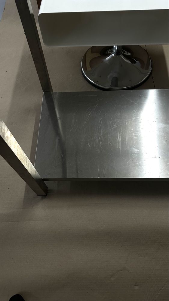 Bancada em inox.