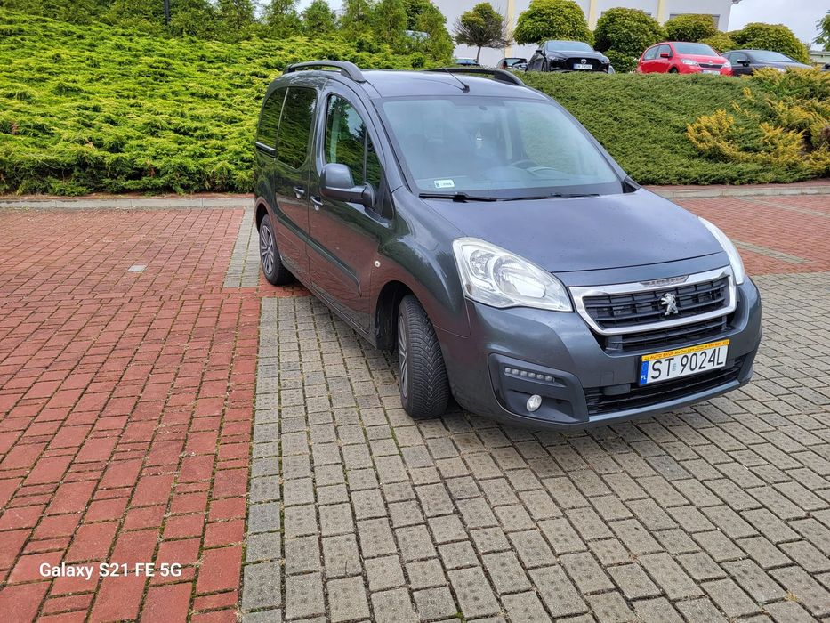 Peugeot Partner 1.6  2017r  5osobowy