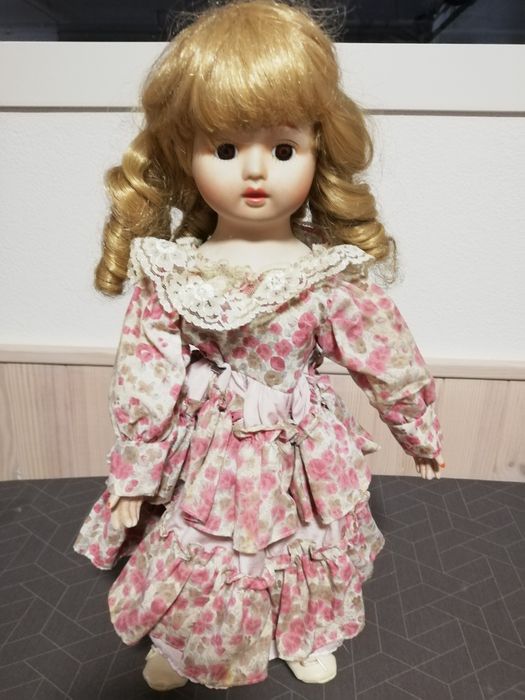 Vendo coleção de bonecas de porcelana vintage