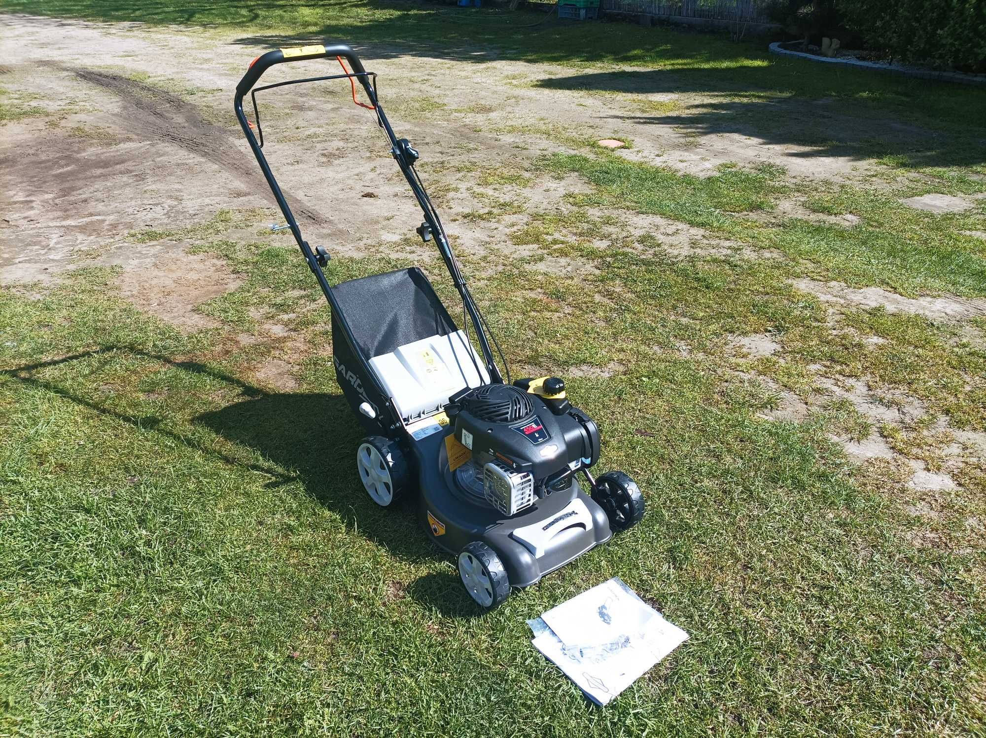 Kosiarka spalinowa Garden  Briggs&stratton 40cm,napęd