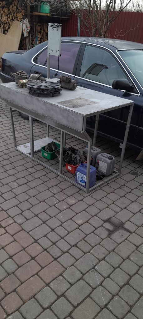 Стіл слюсарний, робочий