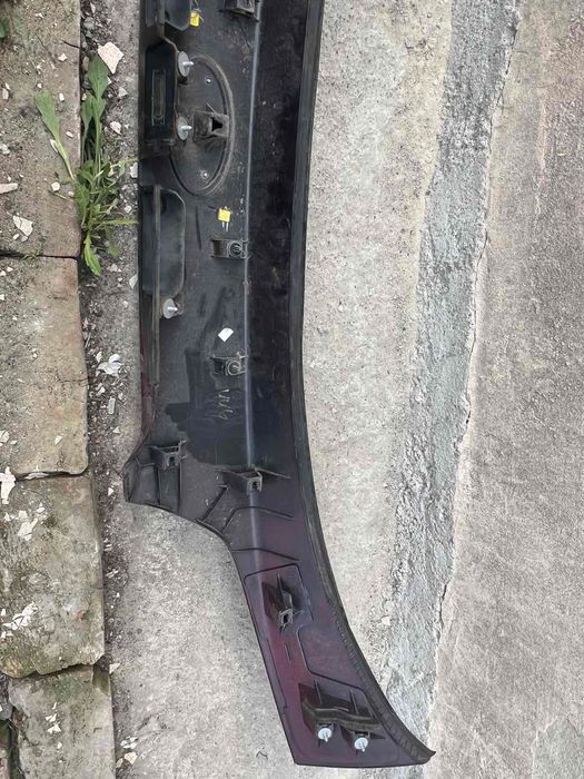 Накладка двери багажника Subaru Outback 15-19 с эмблемой