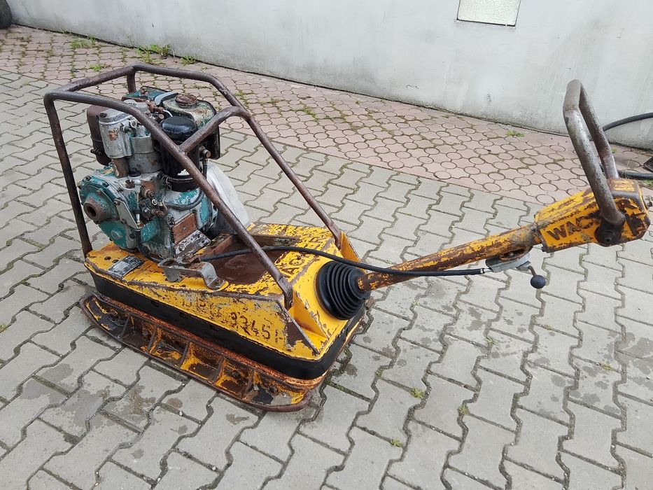 Zagęszczarka ubijarka 330kg Wacker DPU 3345