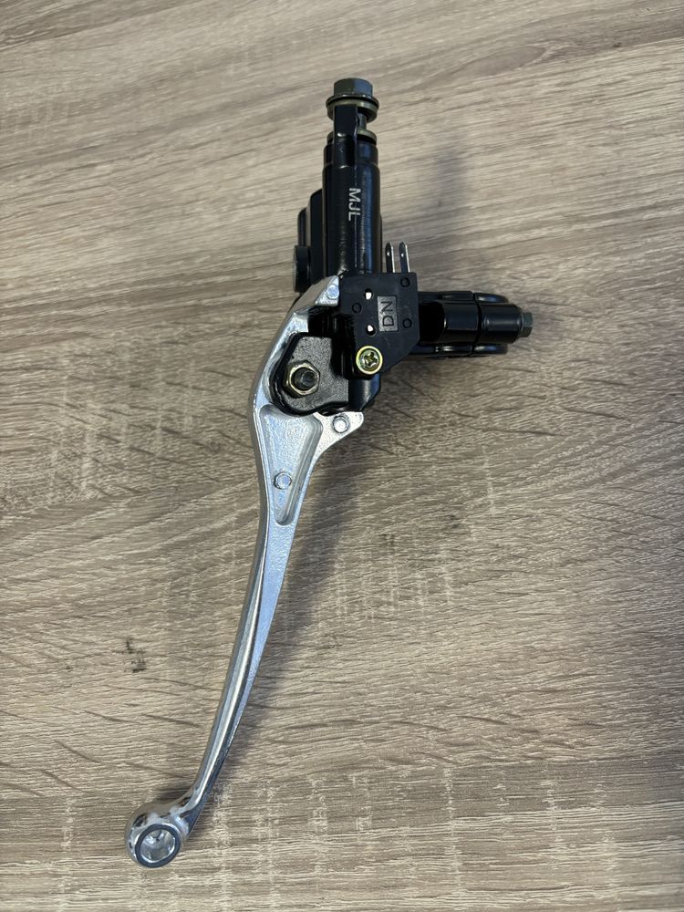 Manete com bomba de travao motorizada moto sachs famel casal macal xf