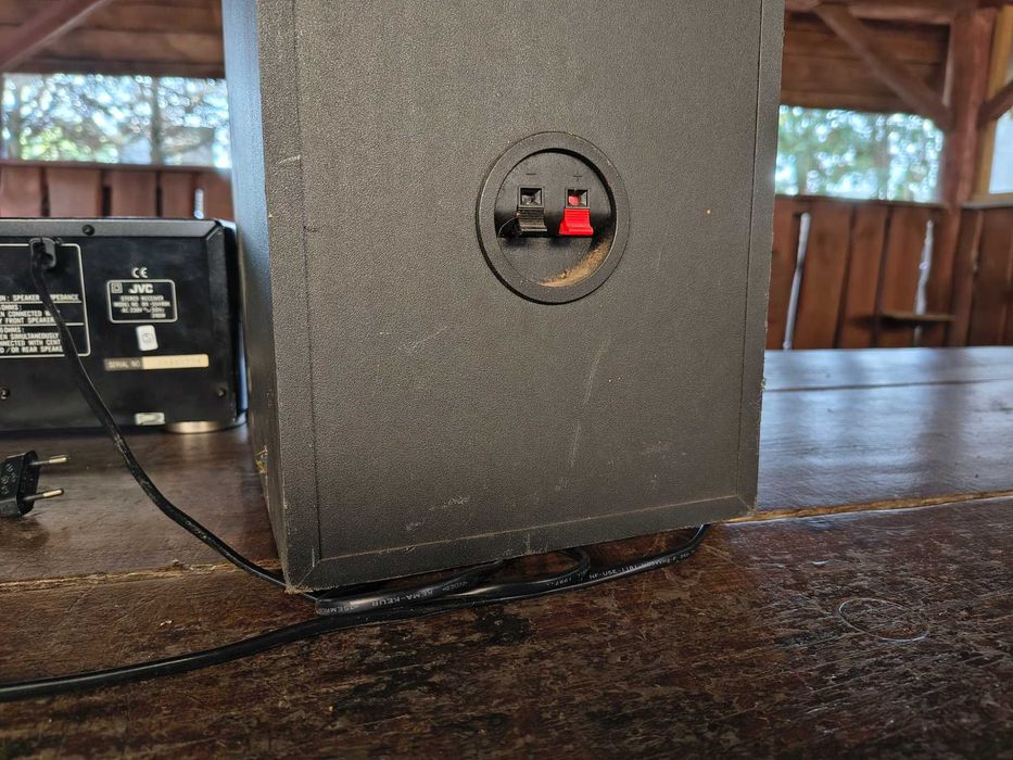 Amplituner JVC RX-554R z pilotem + głośniki