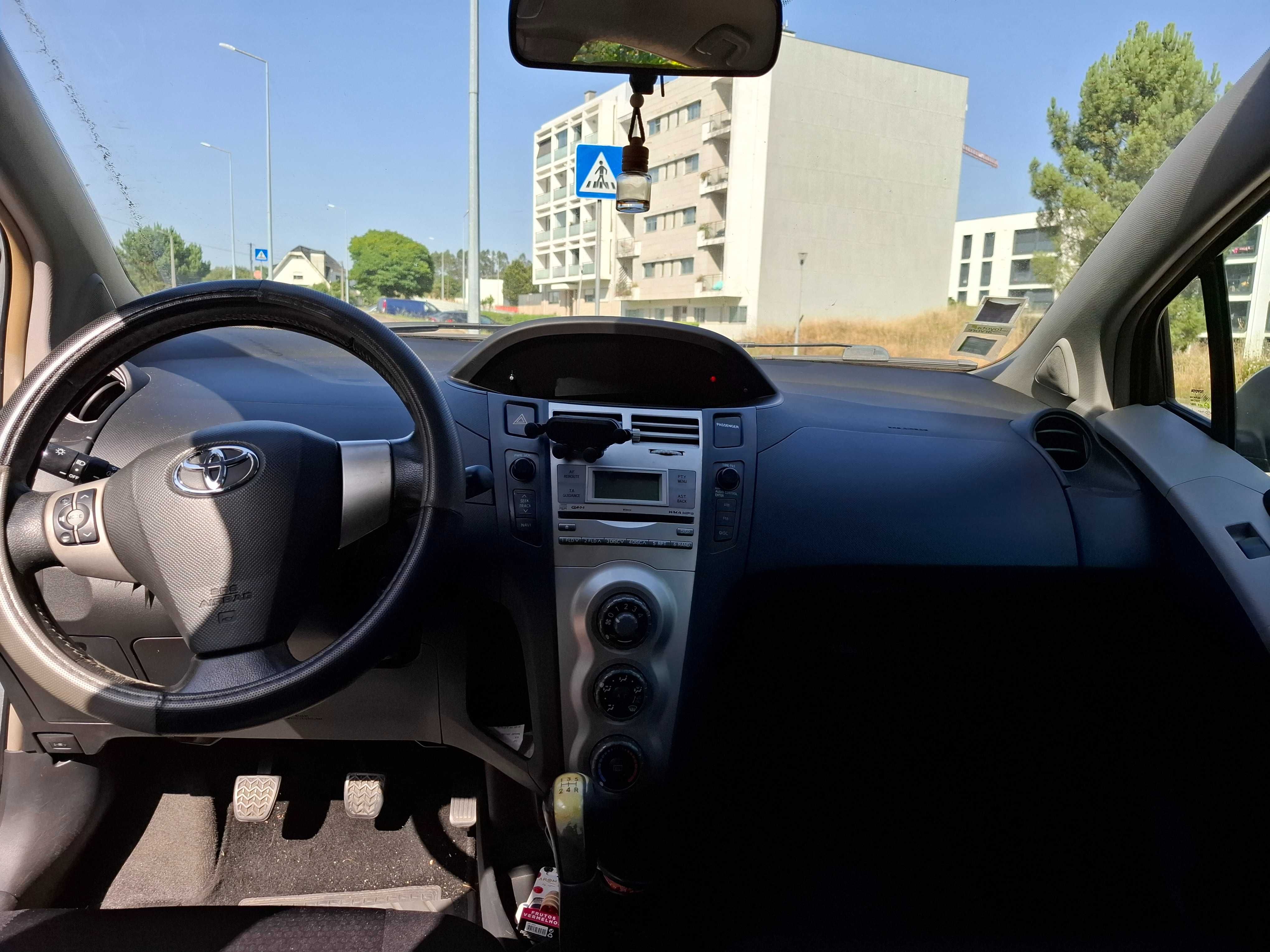 Toyota Yaris 1.0 VVT-i AC