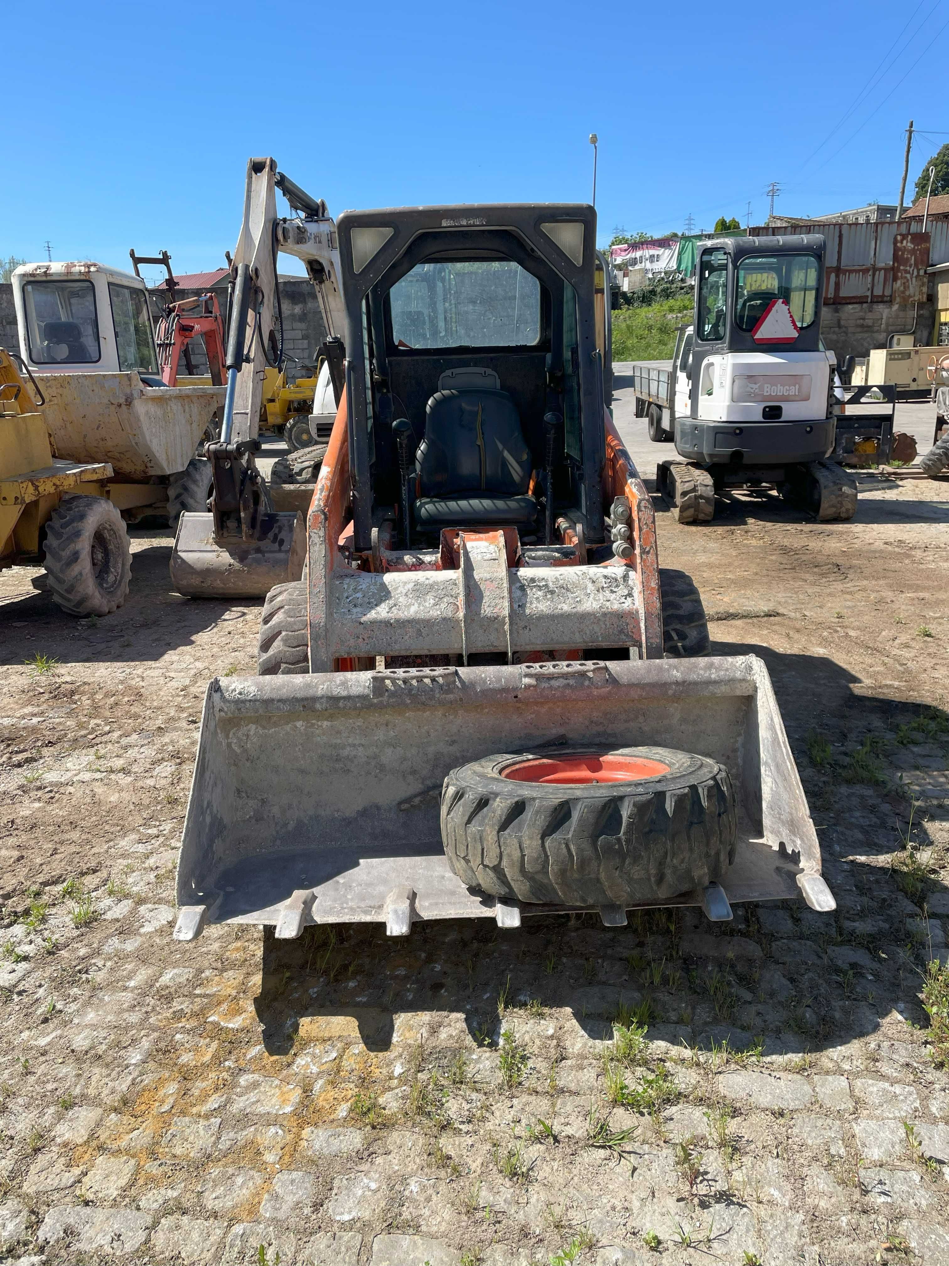 Mini pa Carregadora Bobcat 753