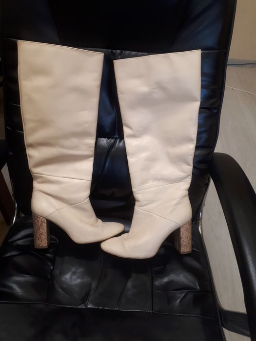 Сапоги    бежевые   38