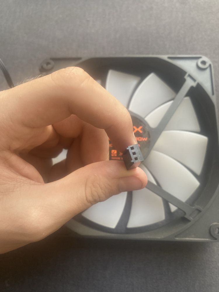 Wentylator 140mm krux static rainbow rgb 12v 0.26a