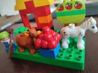 LEGO Duplo rolnik z domkiem i kozą, koniem, drzewo, roślina, jabłka