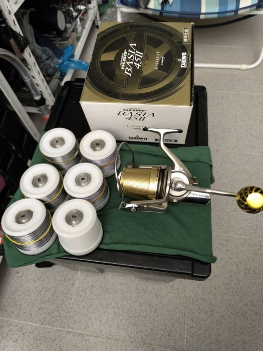 Carreto daiwa modelo japonês