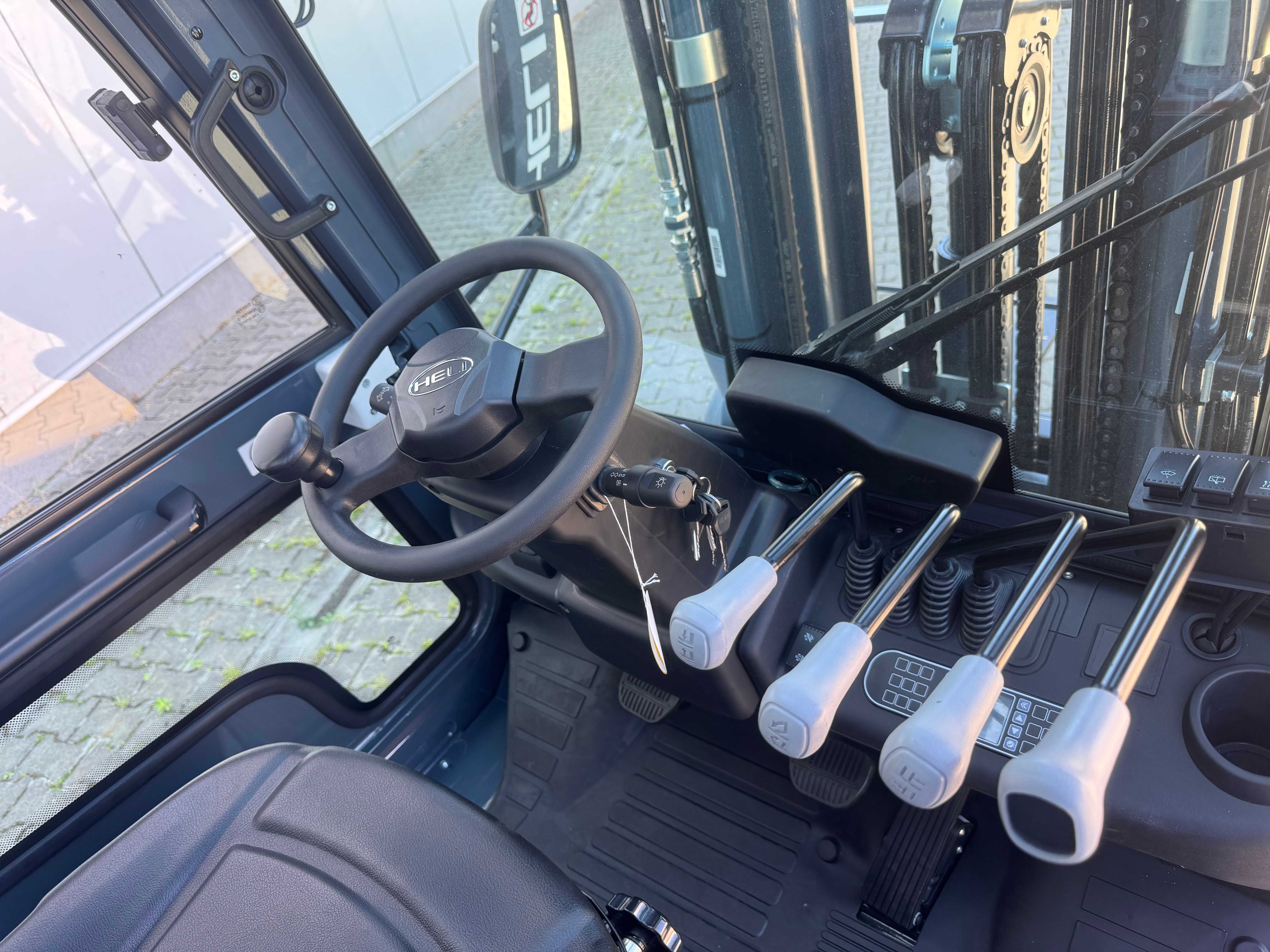 Wózek Widłowy Spalinowy Heli 3,5t Maszt 4,7 Diesel CPCD35-KU20H