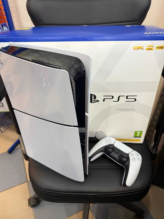 Konsola PlayStation 5 Slim PS5 1TB 1000GB z napędem CFI-2016