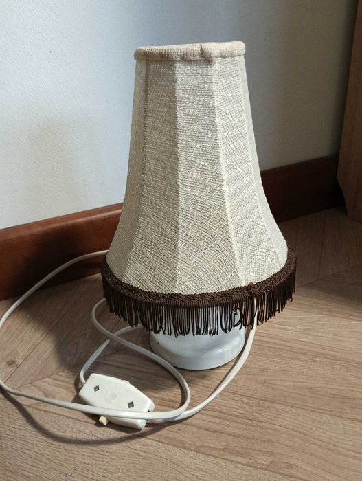 Lampa z abażurem nocna na kabel