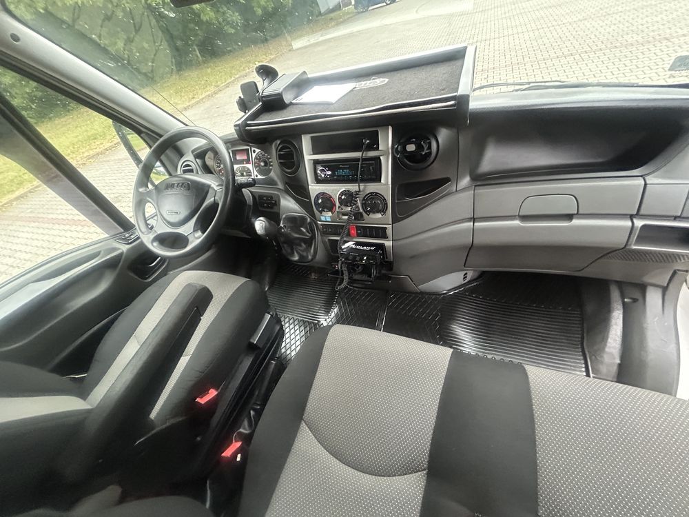 Iveco Daily 2.3HPI 35S11 2011r Autolaweta Pomoc Drogowa Najazd
