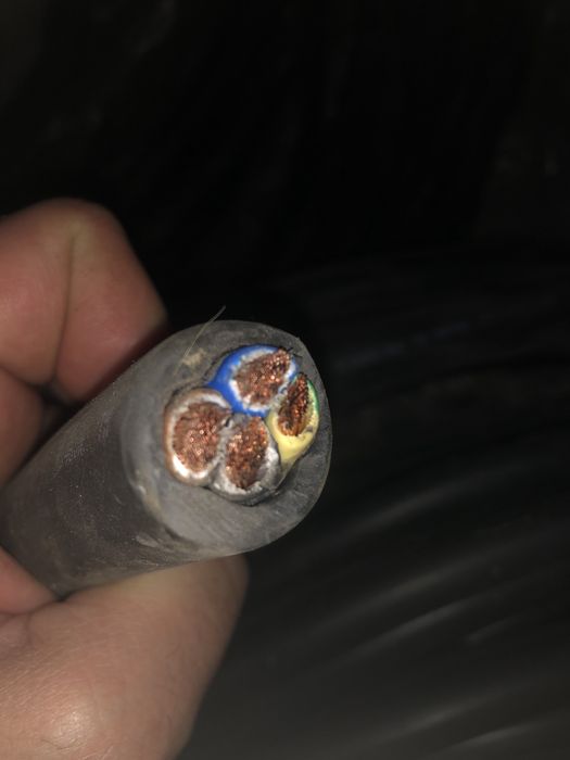 Кабель чотирижильний КГТП 3х16+1х10