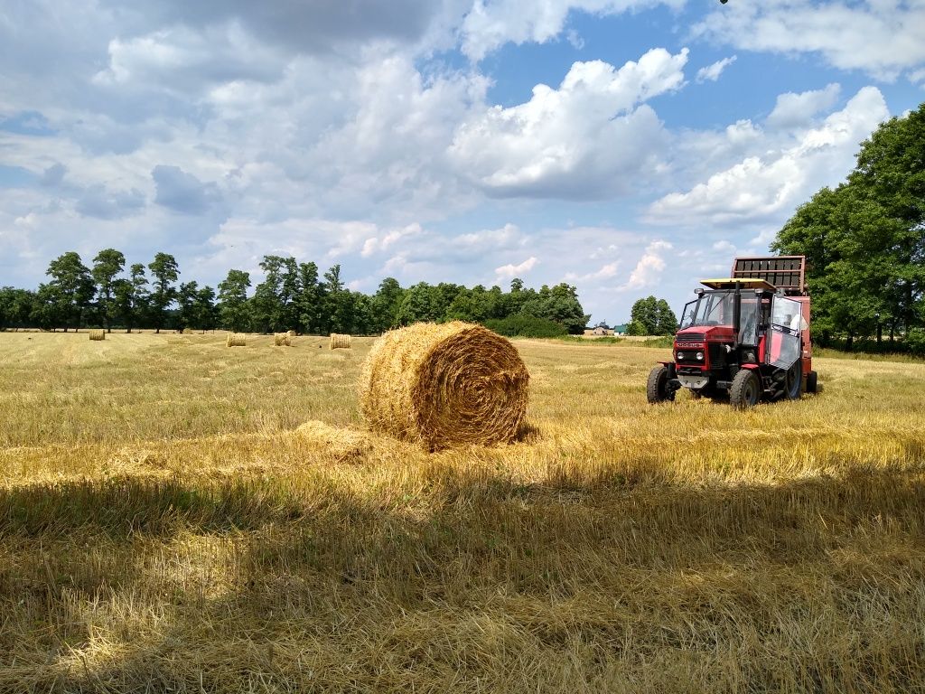 Prasa rolującą Hesston 5580