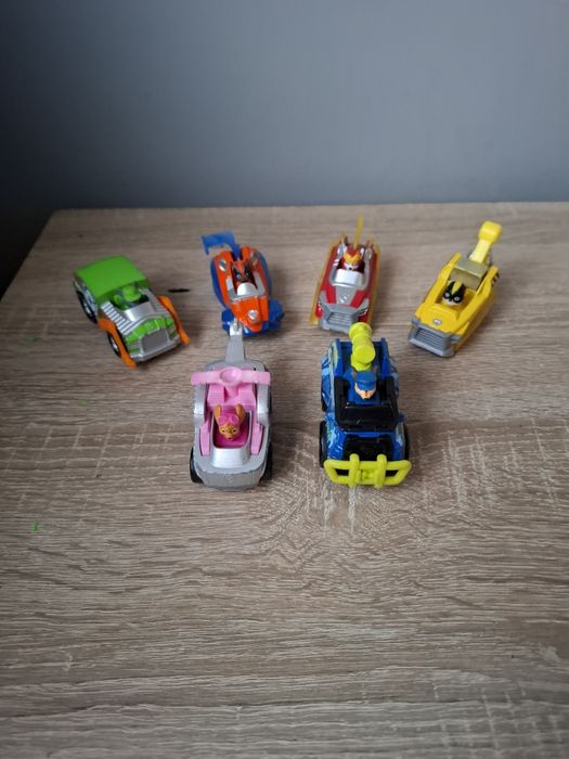 Pojazdy auta psi patrol