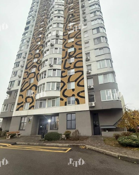 Продам приміщення вільного призначення IM