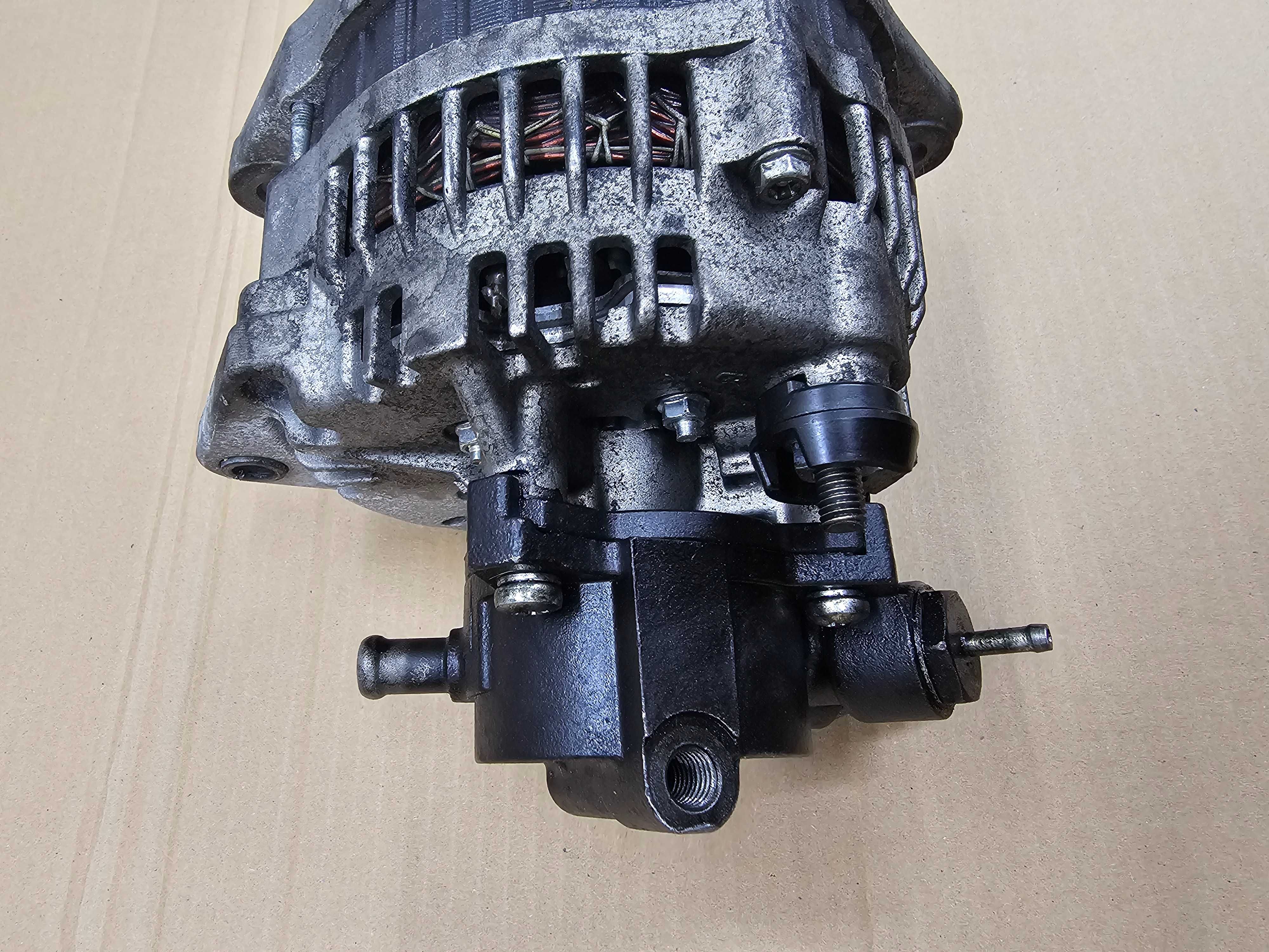 Alternator Opel Astra H Z17DTH z Vaku Pompą