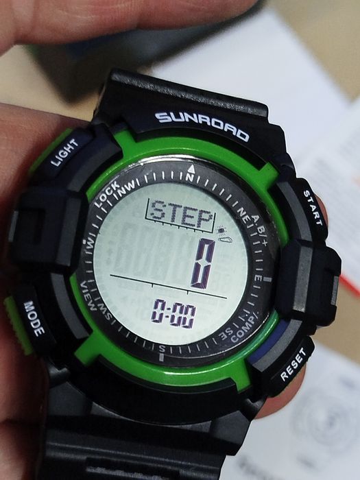 Zegarek turystyczny Sunroad FR820A (A11)
