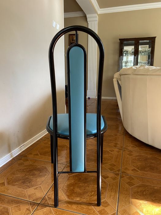 Stół do jadalni z krzesłami