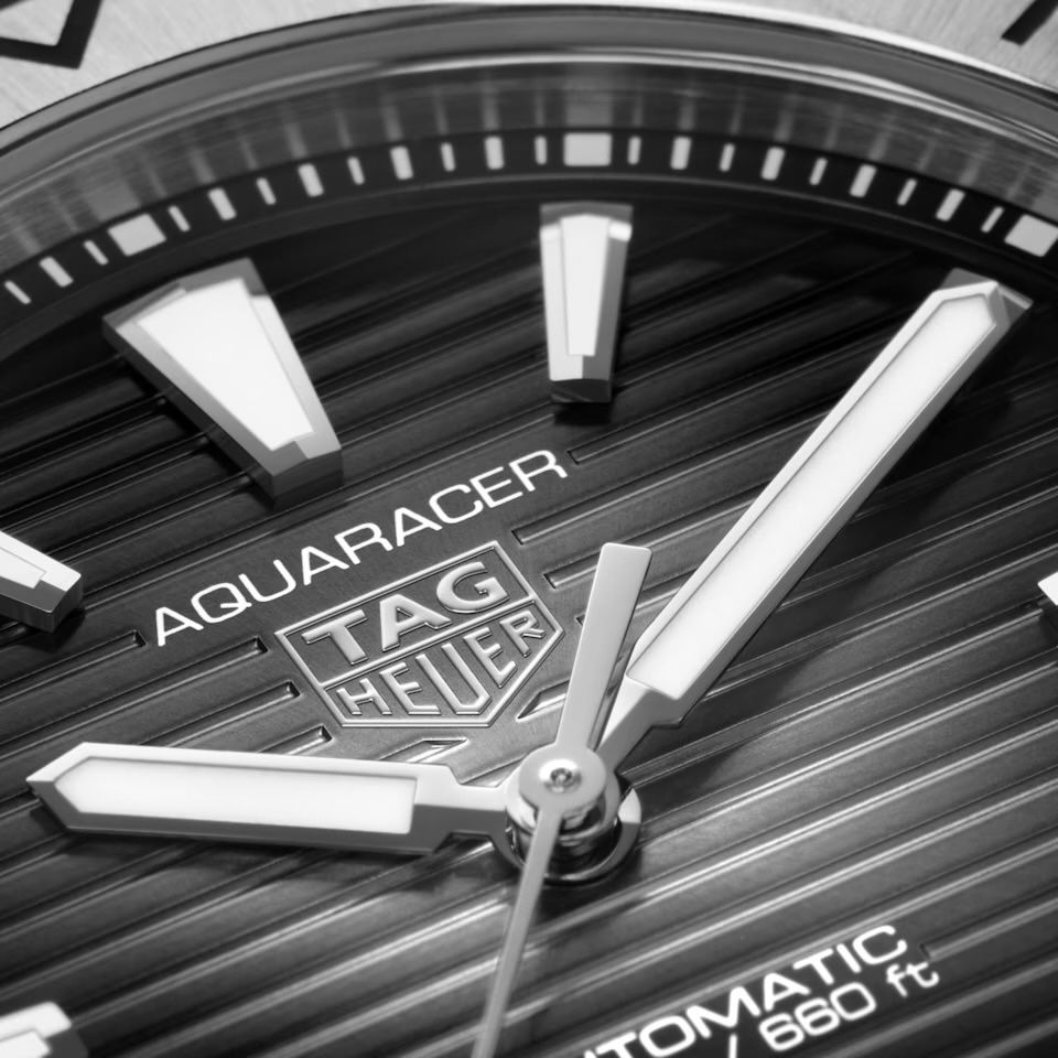 New Tag heuer professional 200 date WBP2110BA0627 40 mm