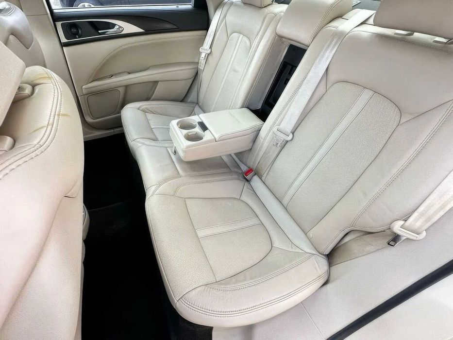 Lincoln MKZ Hybrid Reserve      2018