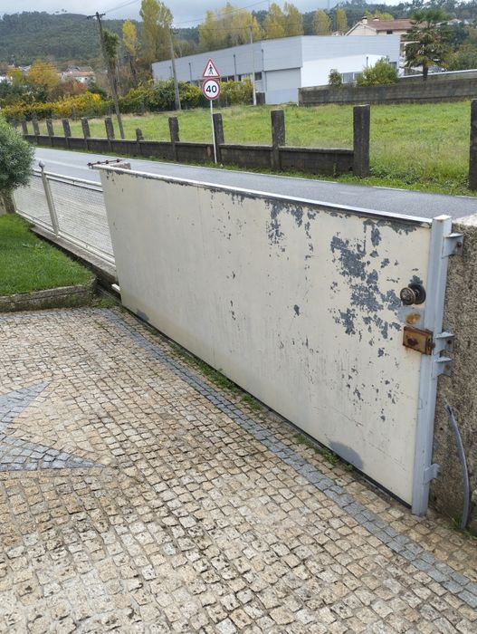 Portão em ferro maciço