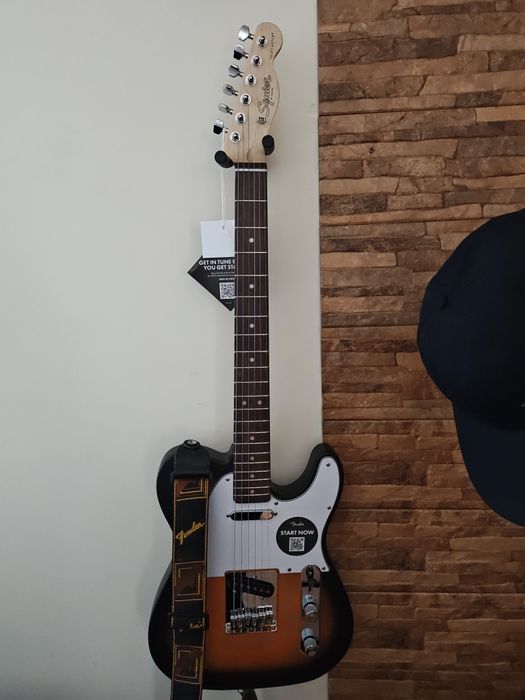 Squyer Fender Debut Collection Guitarra elétrica Telecaster sunburst