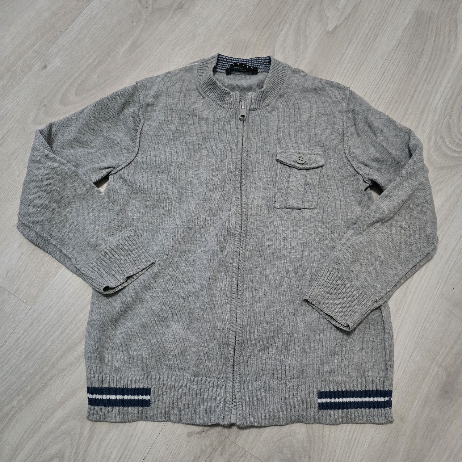 Sweter rozpinany chłopięcy szary bawełna Sisley rozm. 110.