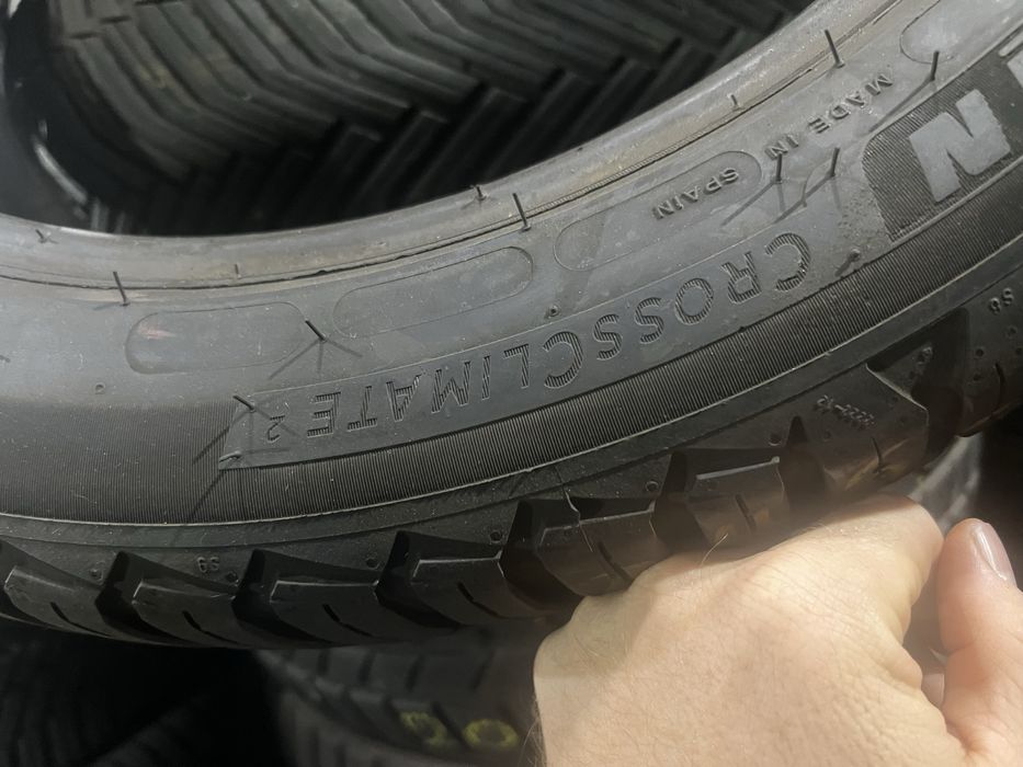 245/45 R17 Michelin Cross Climat 2 шини б/в всемезонні Пара