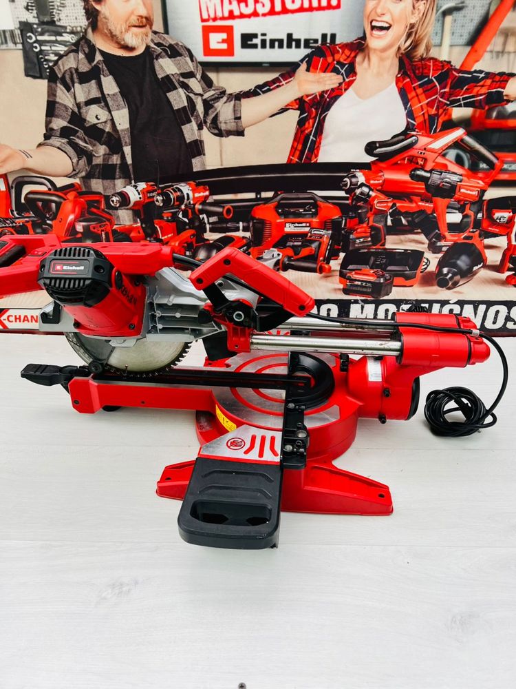 Пила торцювальна Einhell TC-SM 216