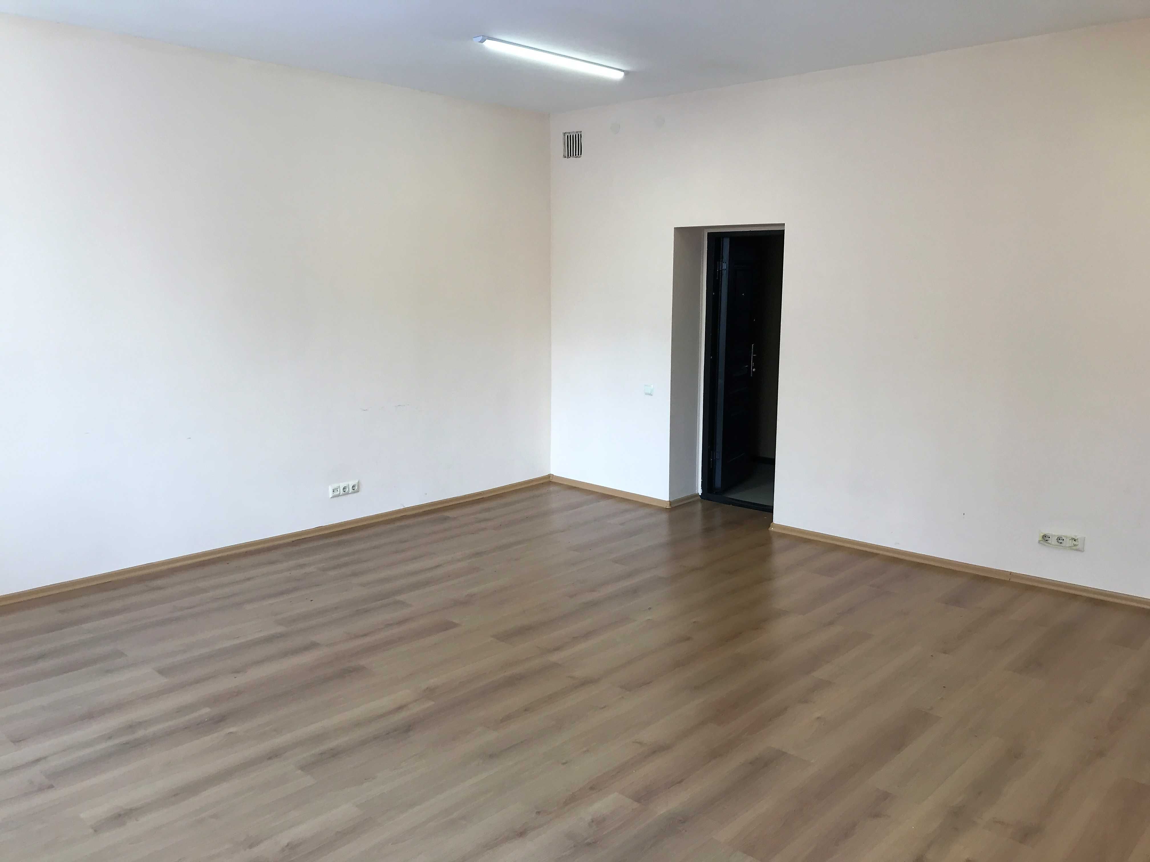Продаж Групи Приміщень в Центрі Броварів. 138 кв.м. Власний Вхід без %