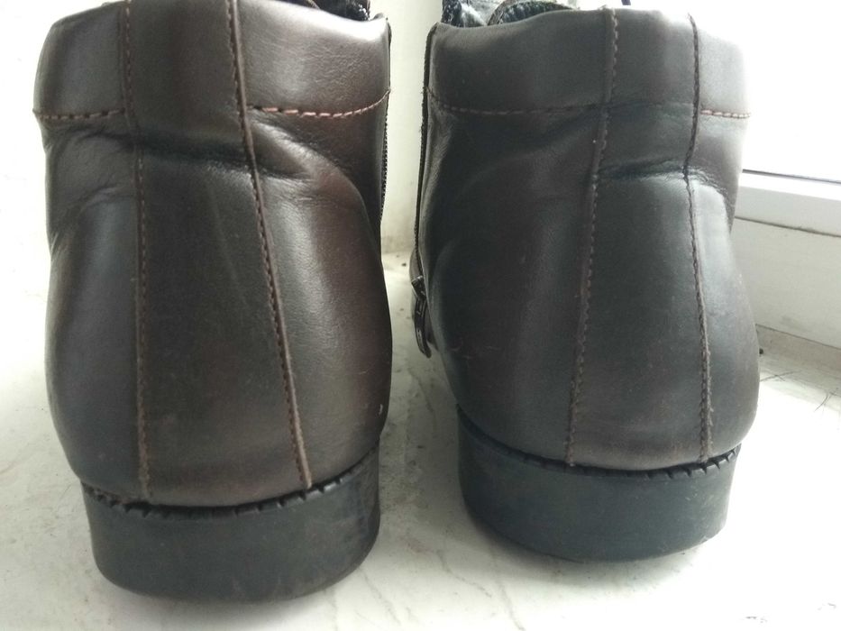 Продаються чоловічі шкіряні черевики CEVIVO 42 розм за 250гр