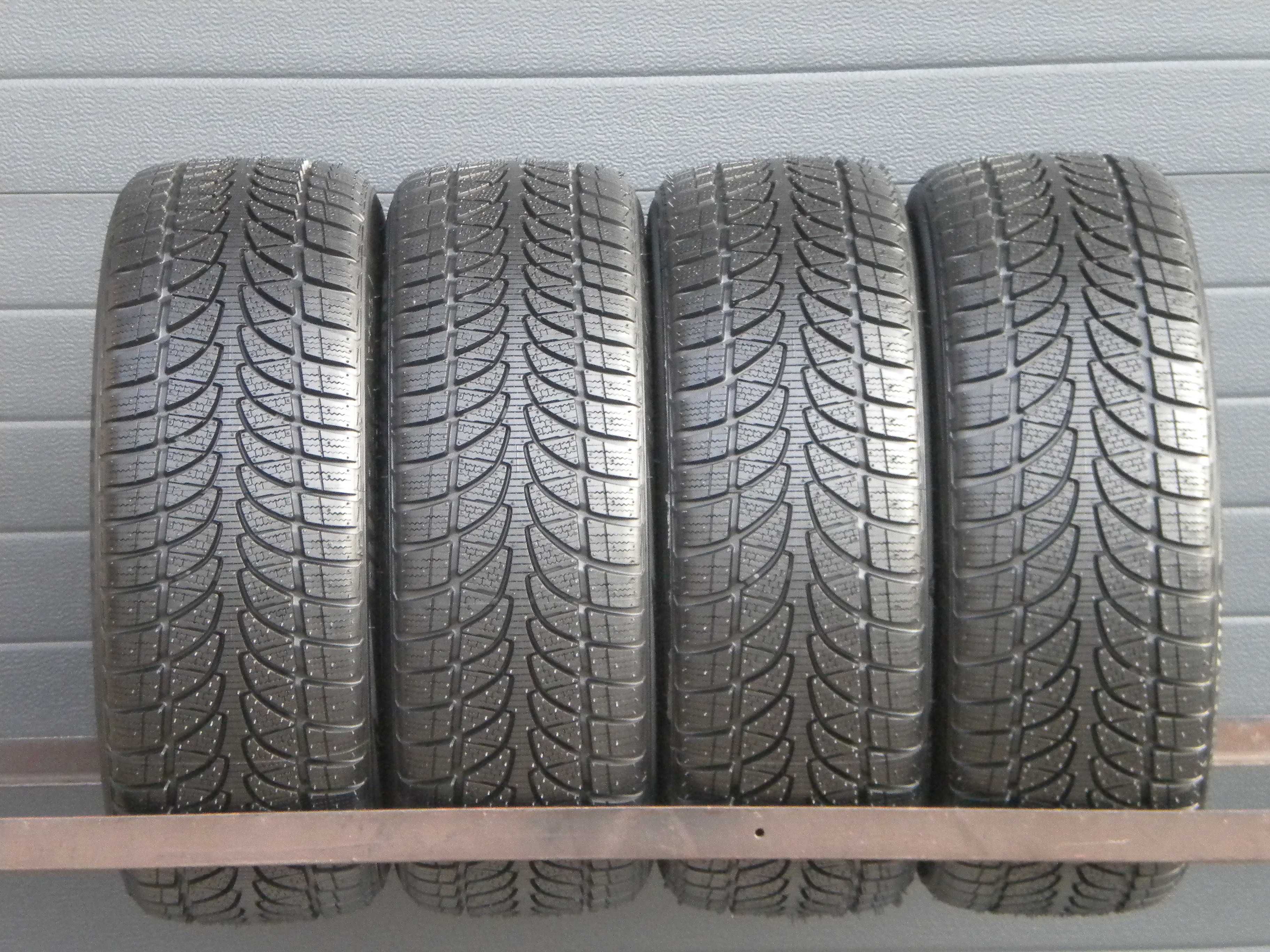 Opony zimowe 205/45R17 Bridgestone Blizzak LM-32 88V XL rant NOWE-DEMO
