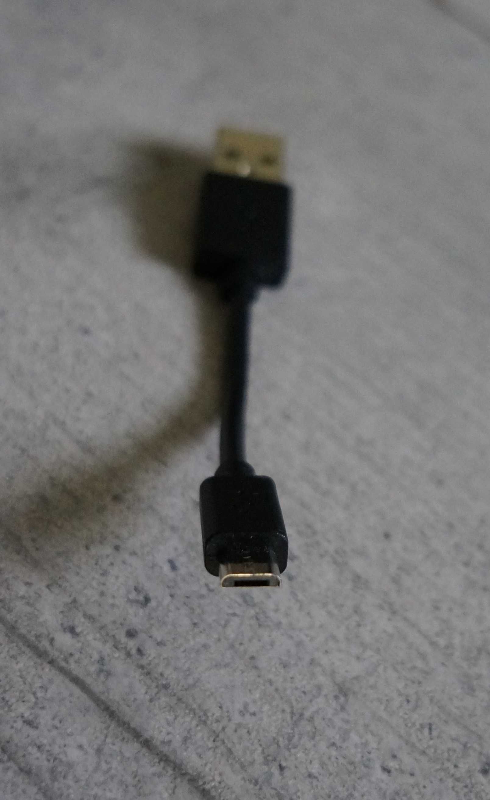 Krótki kabel USB - Micro USB